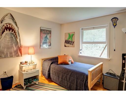 106 Pelham Road Amherst, MA 01002 - Photo 9 of 22