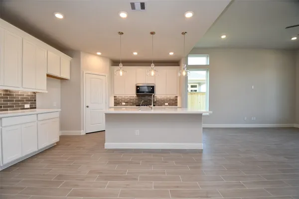 $3,300 | 19722 Dwight Eisenhower Drive, Cypress, TX 77433