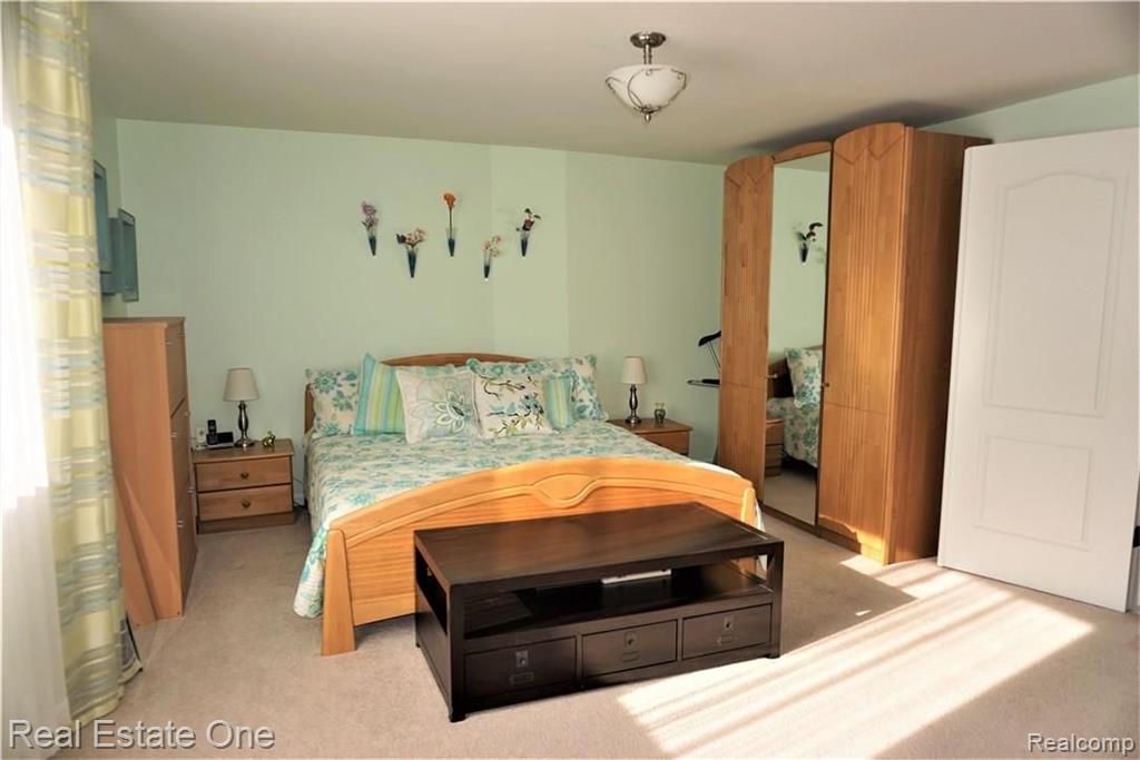 3271 Edmunton Drive Rochester Hills, MI 48306 - Photo 25 of 37