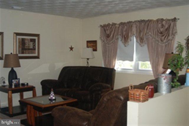 5640 Ridge Road Elizabethtown, PA 17022 - Photo 4 of 24 Gallery Image 4