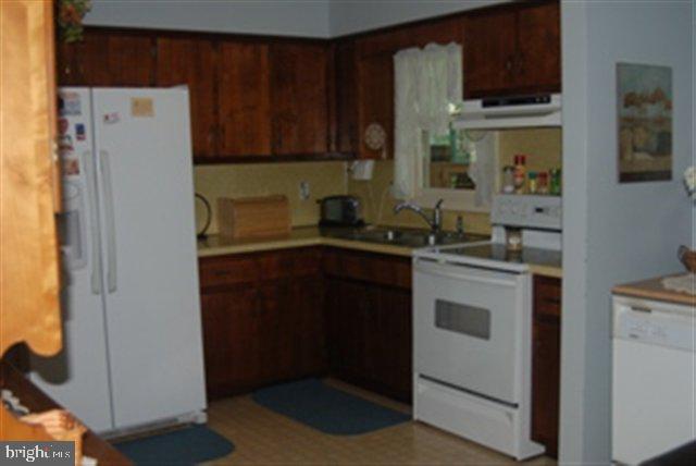 5640 Ridge Road Elizabethtown, PA 17022 - Photo 6 of 24 Gallery Image 6