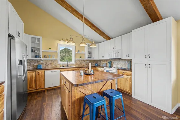 $800,000 | 38 Navajo Court, Lyons, CO 80540