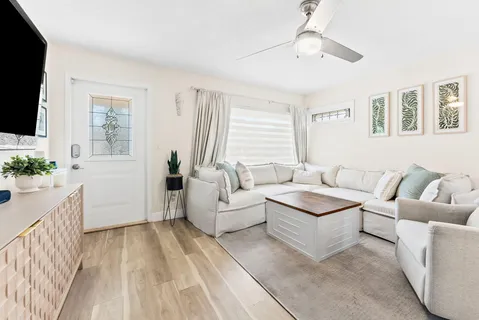 $615,000 | 829 Northeast 17th Street, Fort Lauderdale, FL 33305