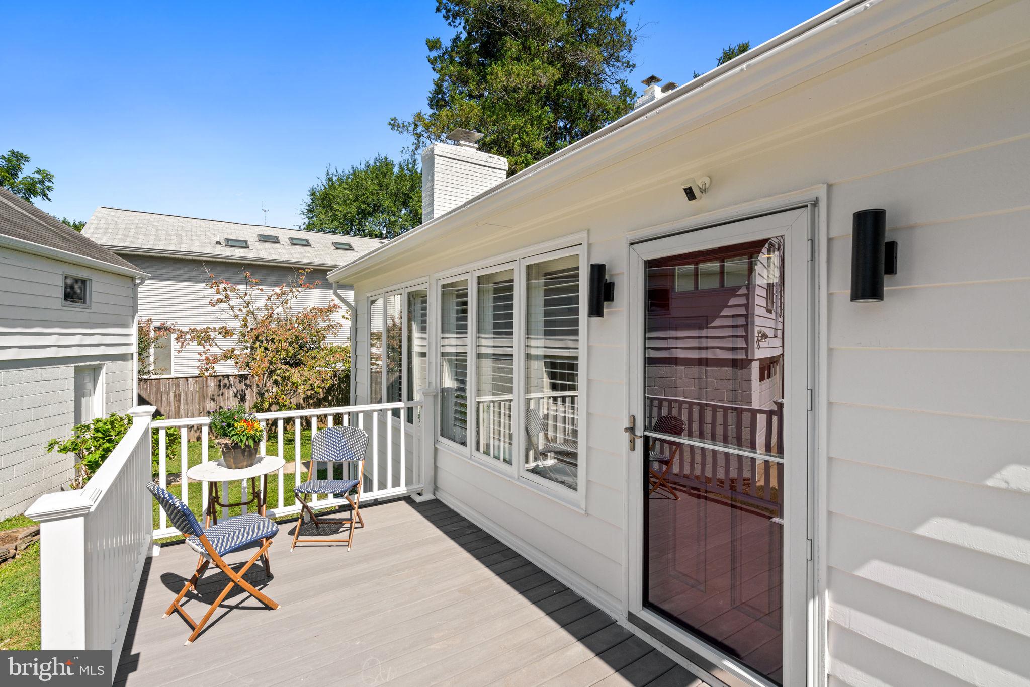 4900 Montgomery Avenue Bethesda, MD 20816 - Photo 54 of 57 a view of a chair and tables in the balcony