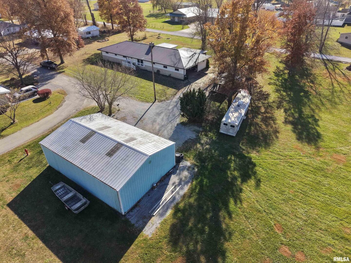 315 Hosselton Street Southwest Clay City, IL 62824 - Photo 67 of 70