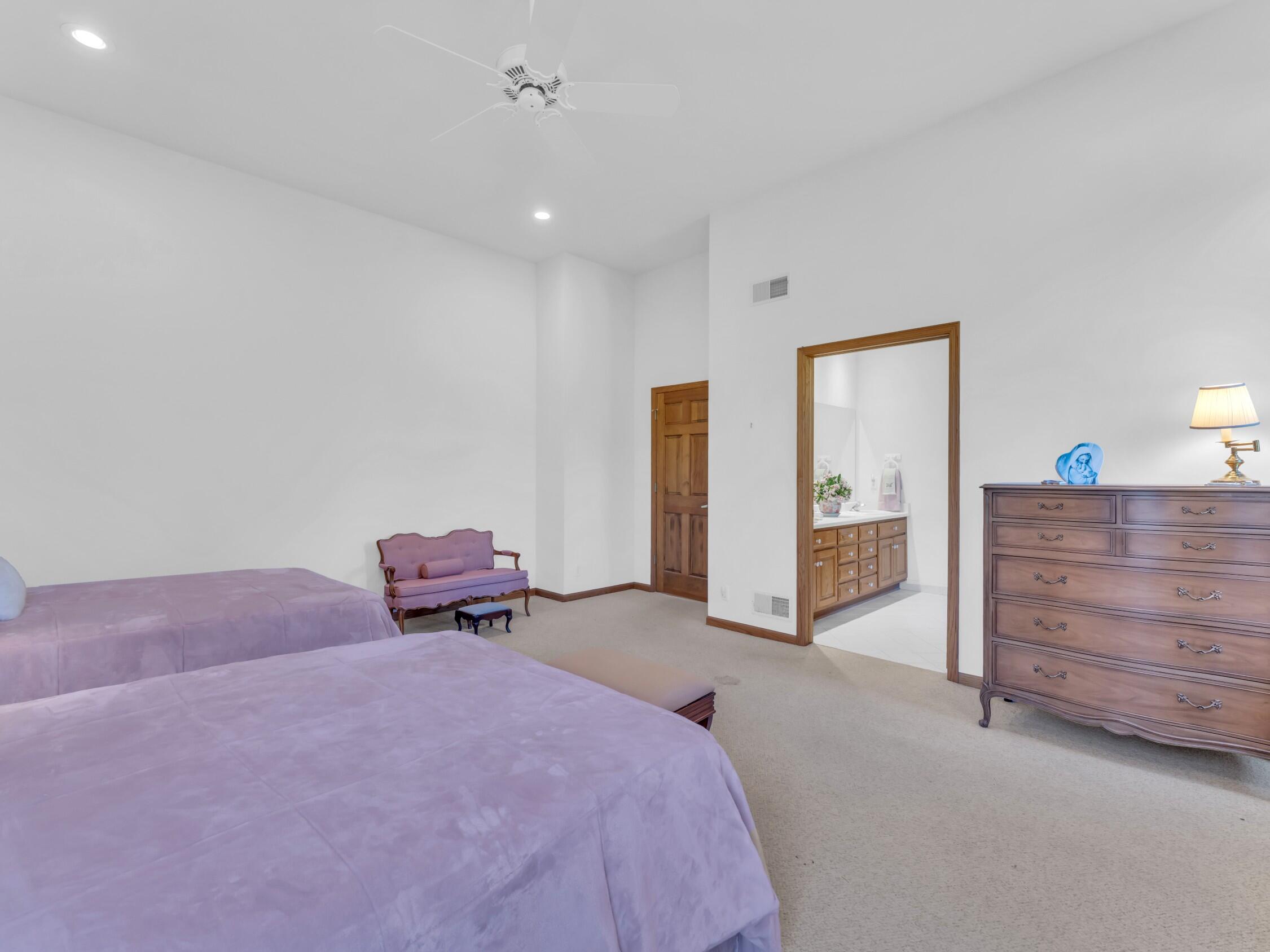 4 Lake Pointe Circle Wind Point, WI 53402 - Photo 31 of 60 1st Floor Master ensuite