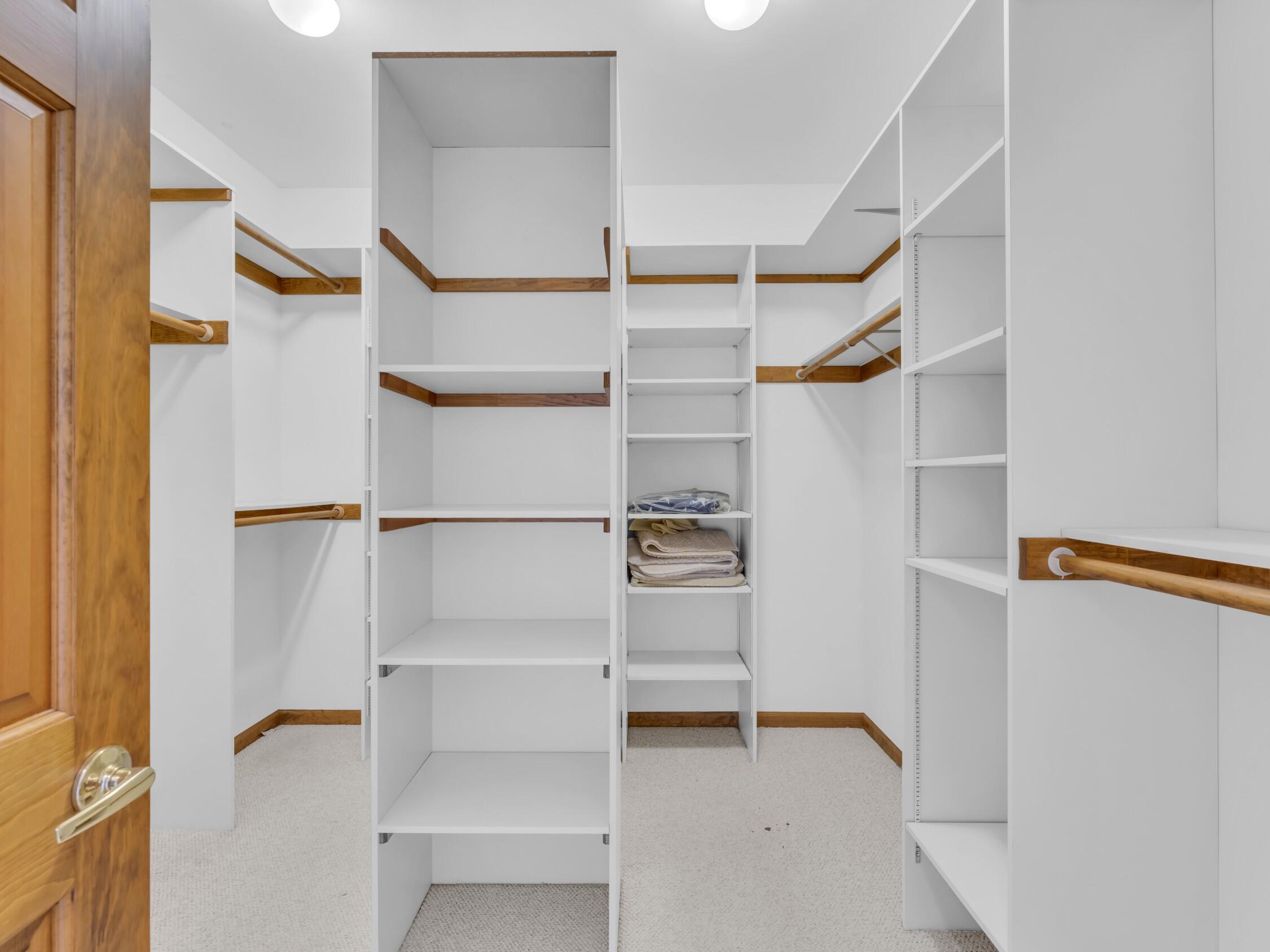 4 Lake Pointe Circle Wind Point, WI 53402 - Photo 35 of 60 10x12 walk-in-closet in master suite