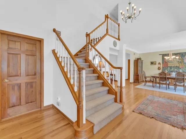 $749,000 | 4 Lake Pointe Circle, Wind Point, WI 53402