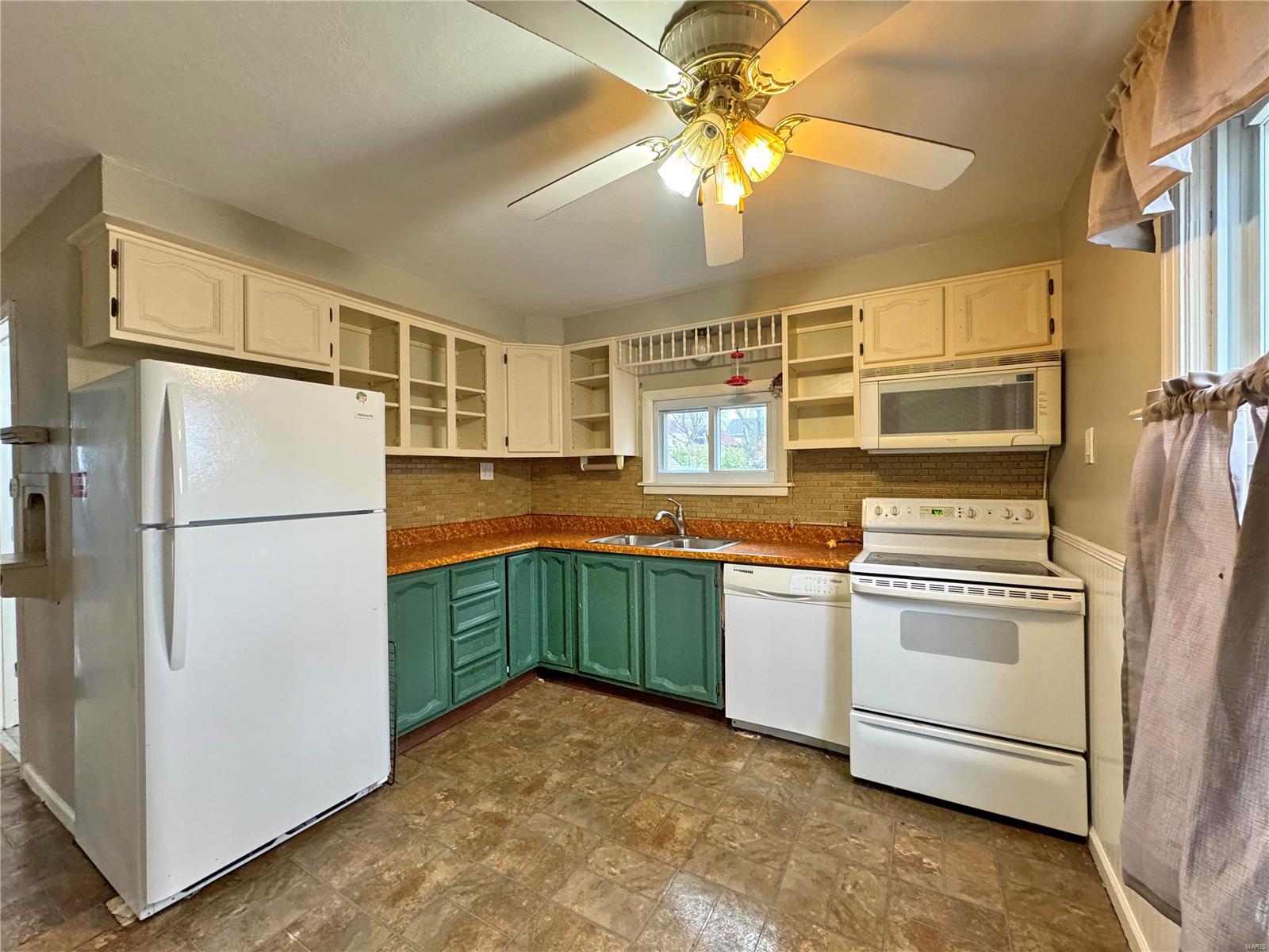 9929 Lackland Road St. Louis, MO 63114 - Photo 7 of 14 Gallery Image 7