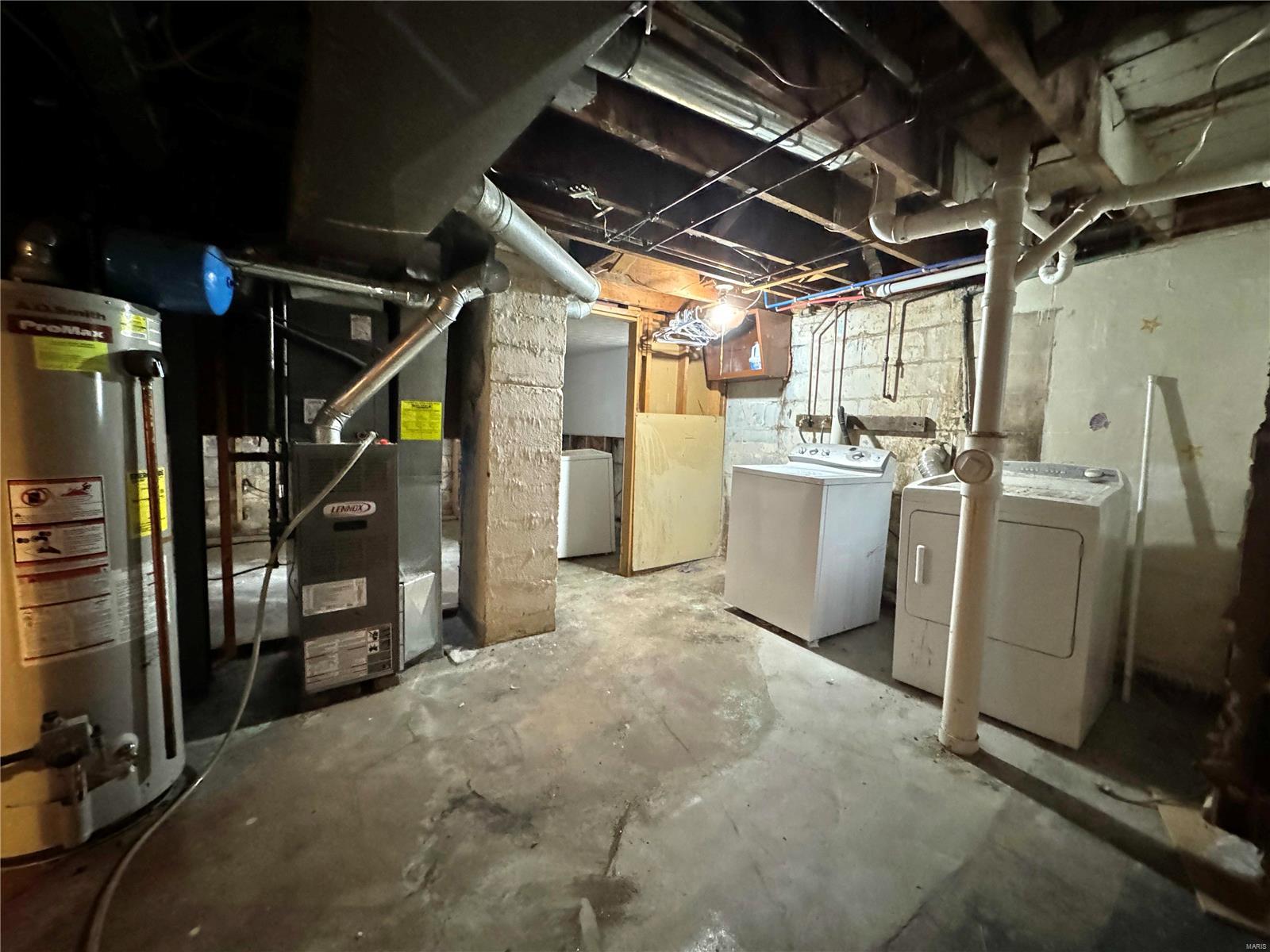 9929 Lackland Road St. Louis, MO 63114 - Photo 8 of 14 Gallery Image 8