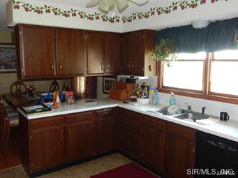14430 Wendle Road Godfrey, IL 62035 - Photo 3 of 16