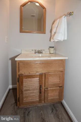 a view of utility room