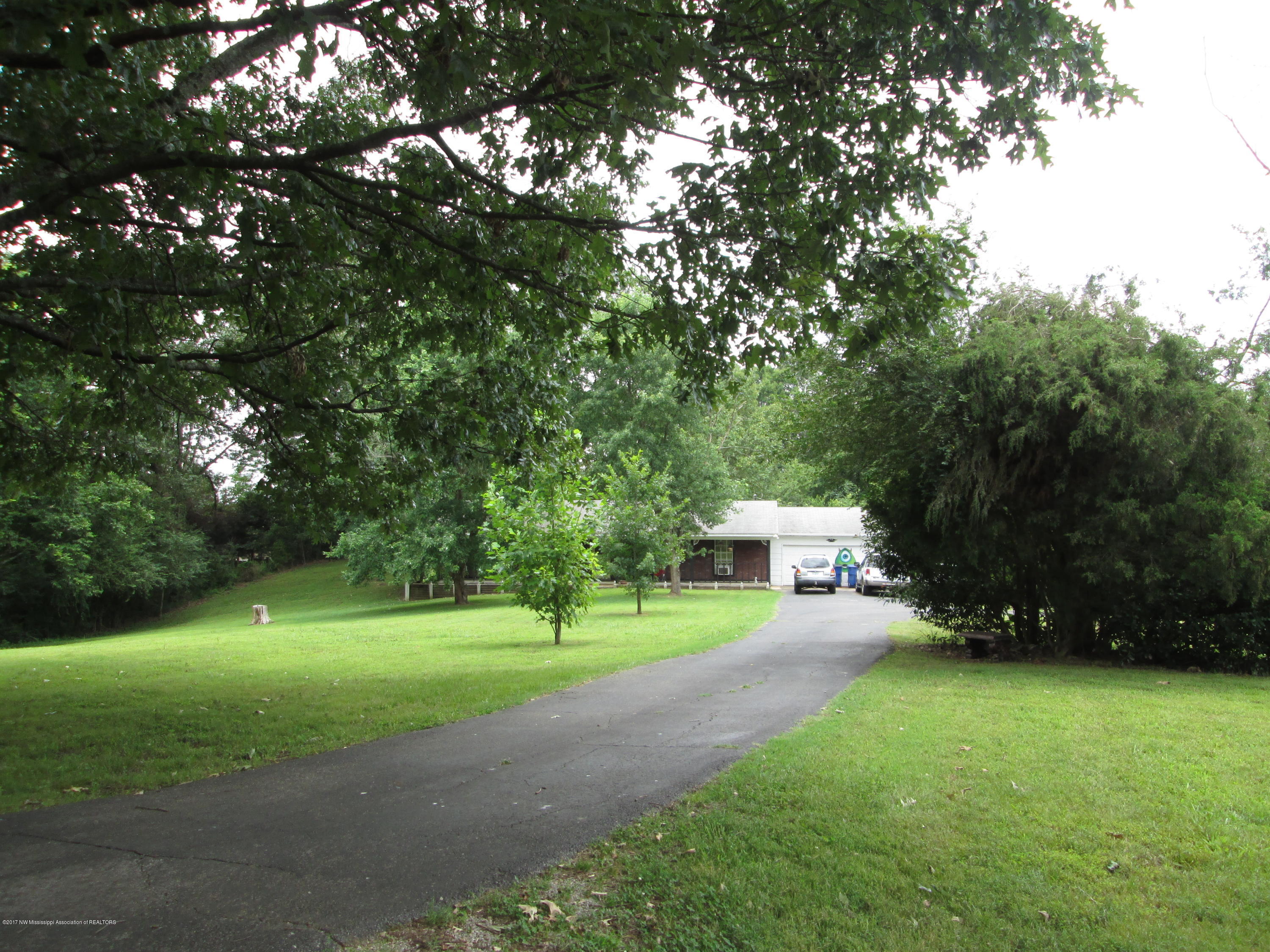 9741 Bethel Road Olive Branch, MS 38654 - Photo 22 of 23 IMG_0580