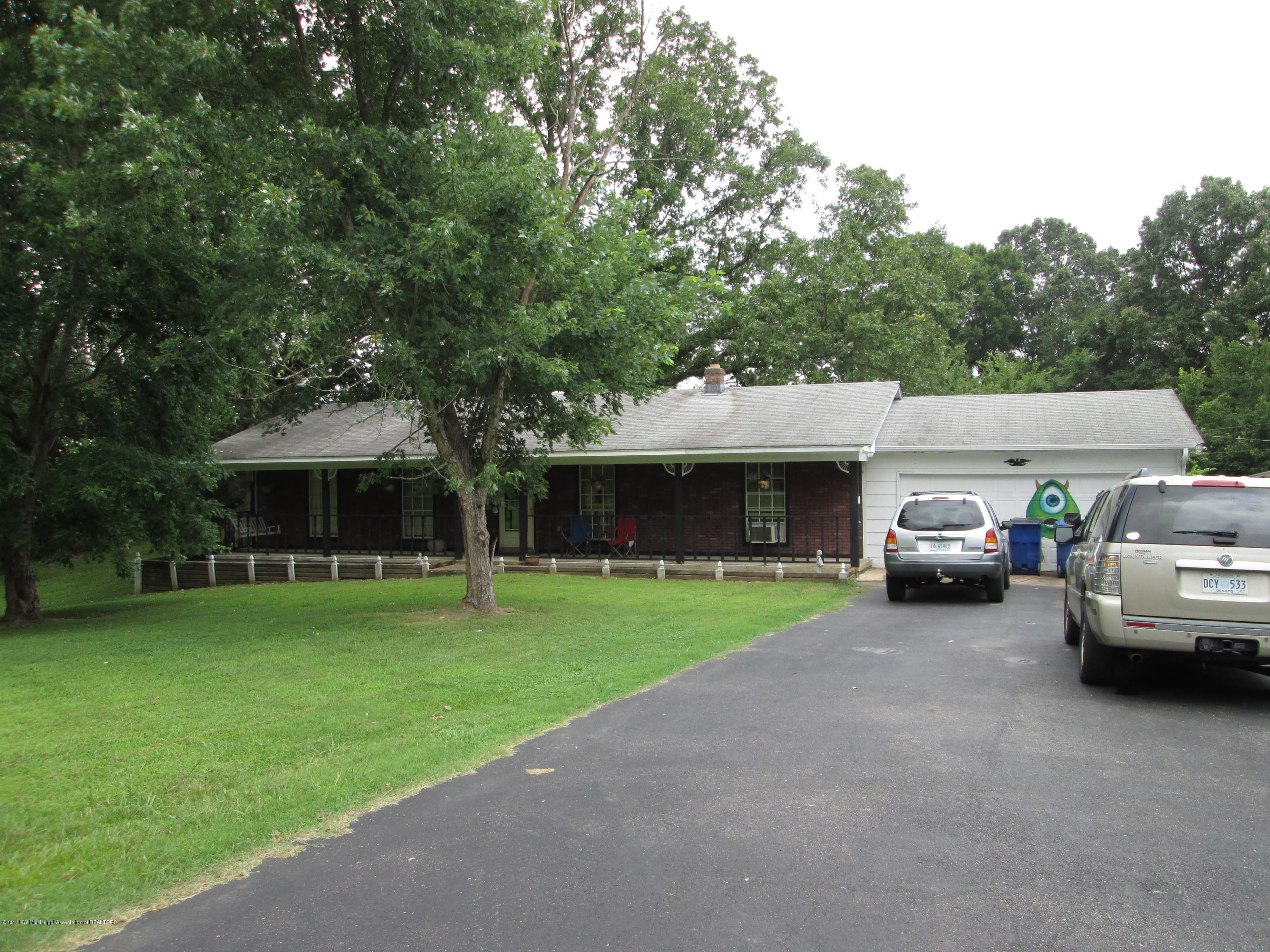 9741 Bethel Road Olive Branch, MS 38654 - Photo 3 of 23 IMG_0570