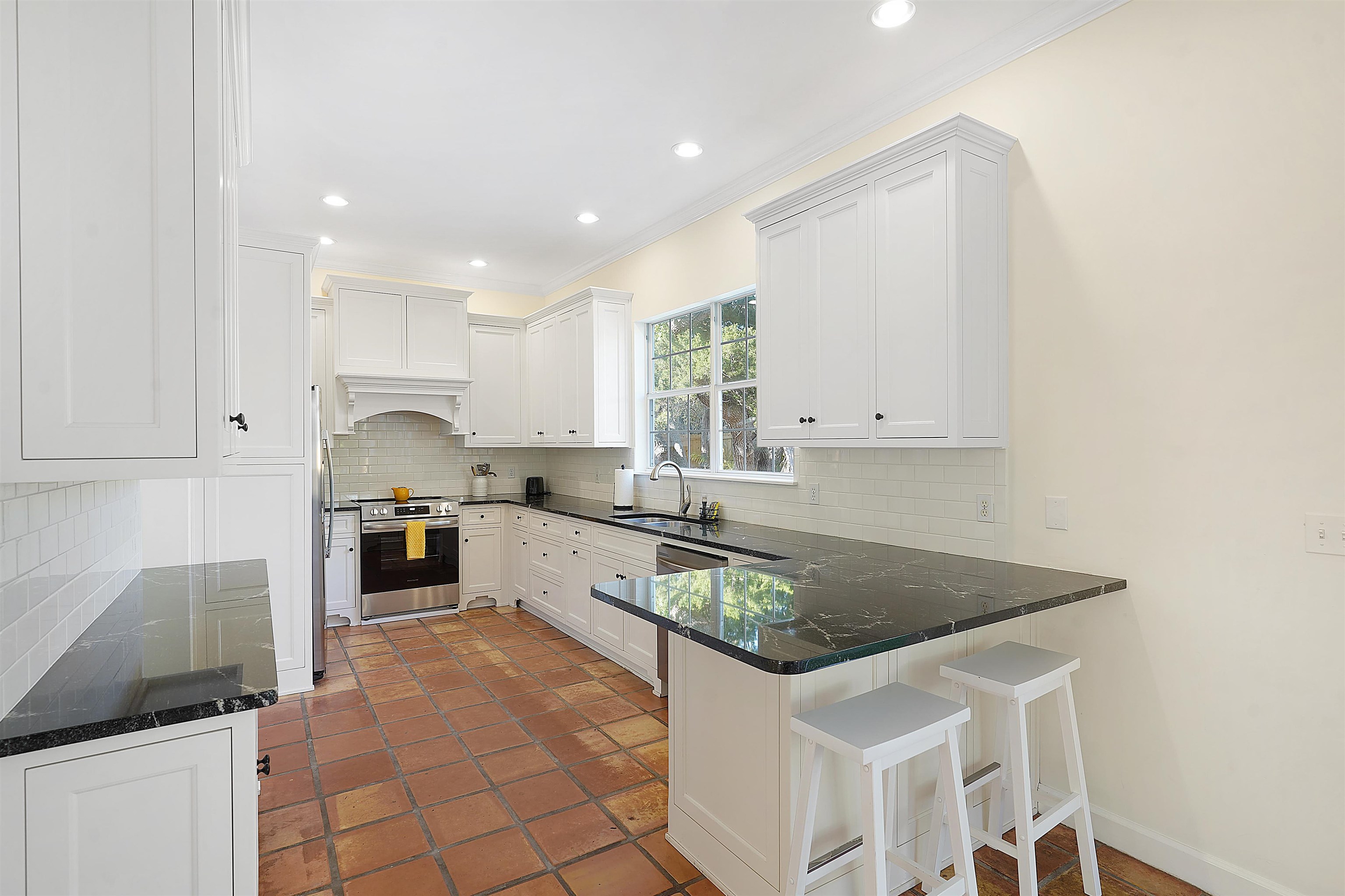 4240 Myrtle Street St. Augustine, FL 32084 - Photo 13 of 43