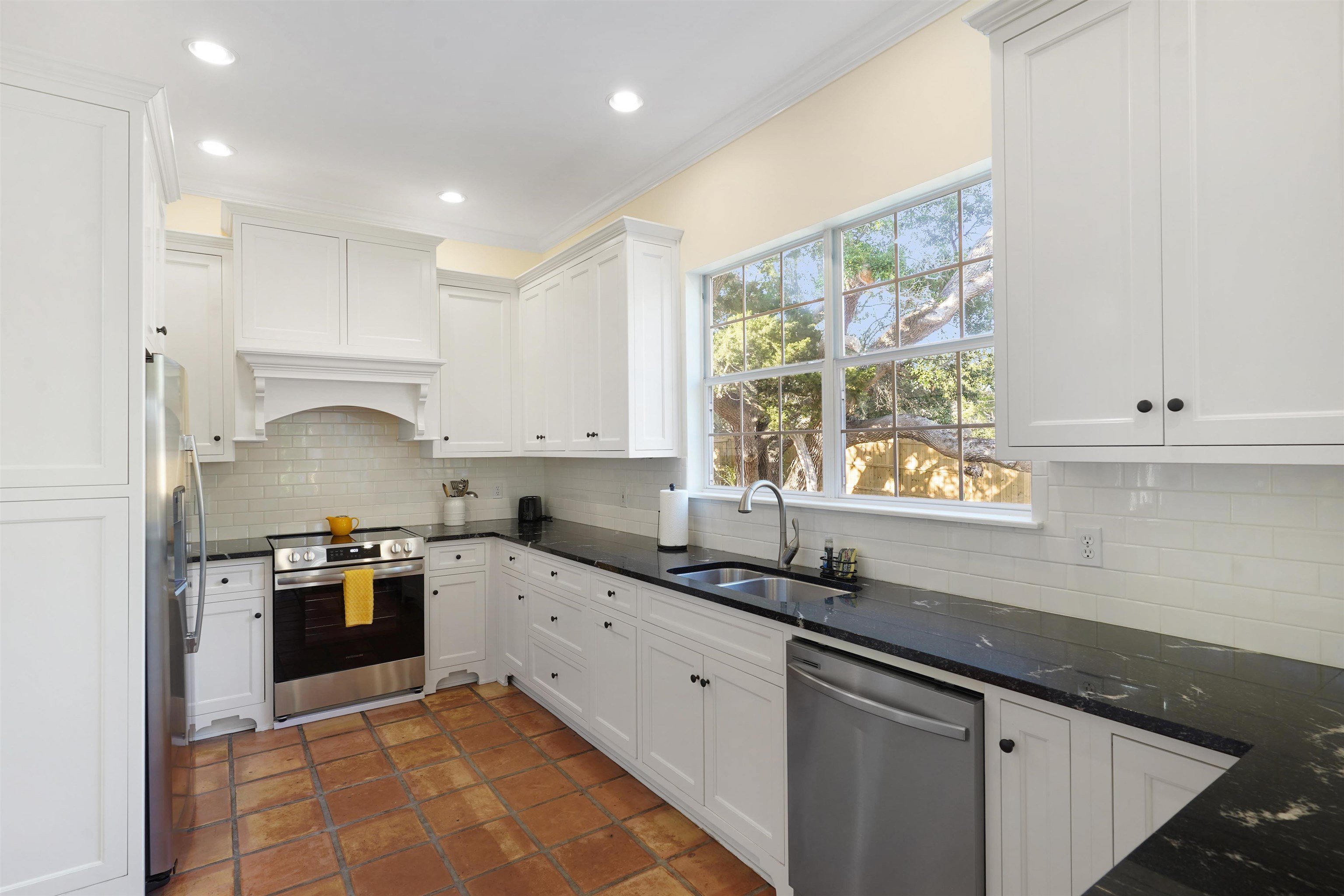 4240 Myrtle Street St. Augustine, FL 32084 - Photo 14 of 43