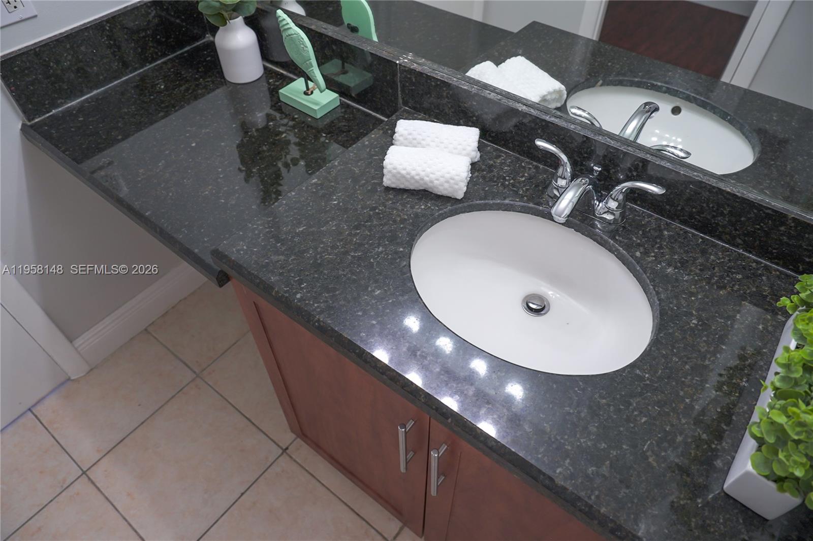 482 Northwest 165th Street, Unit A504 Miami, FL 33169 - Photo 23 of 42