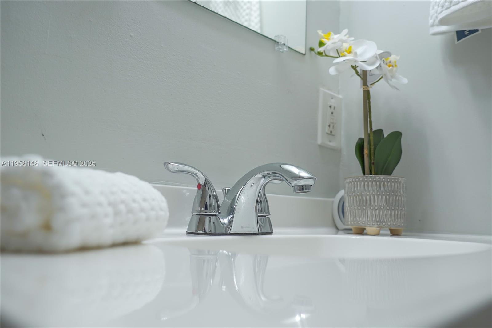 482 Northwest 165th Street, Unit A504 Miami, FL 33169 - Photo 25 of 42