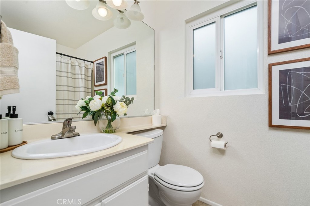 507 Walker Road San Dimas, CA 91773 - Photo 12 of 31 guest bathroom