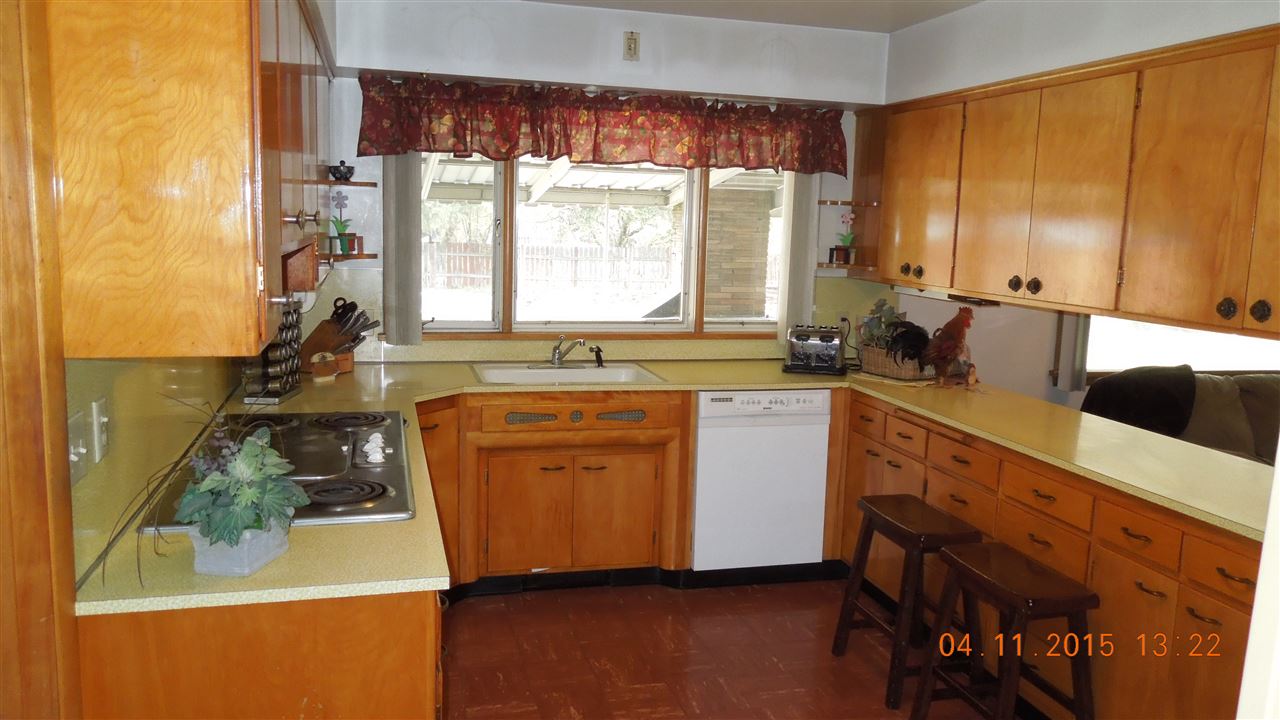 2214 North Dora Road Spokane, WA 99212 - Photo 4 of 18