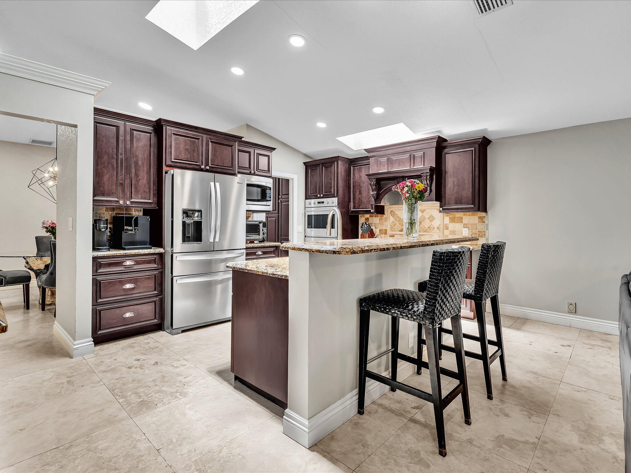 1598 Southwest 5th Avenue Boca Raton, FL 33432 - Photo 18 of 42 KITCHEN