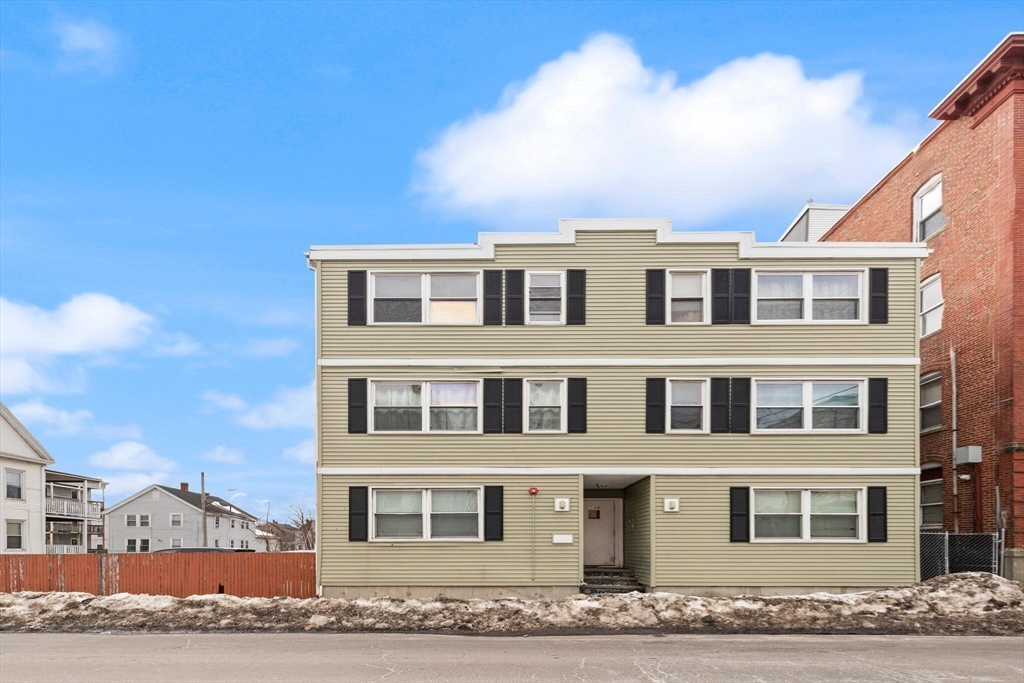 136 Franklin Street Lynn, MA 01902 - Photo 3 of 33 a front view of a house