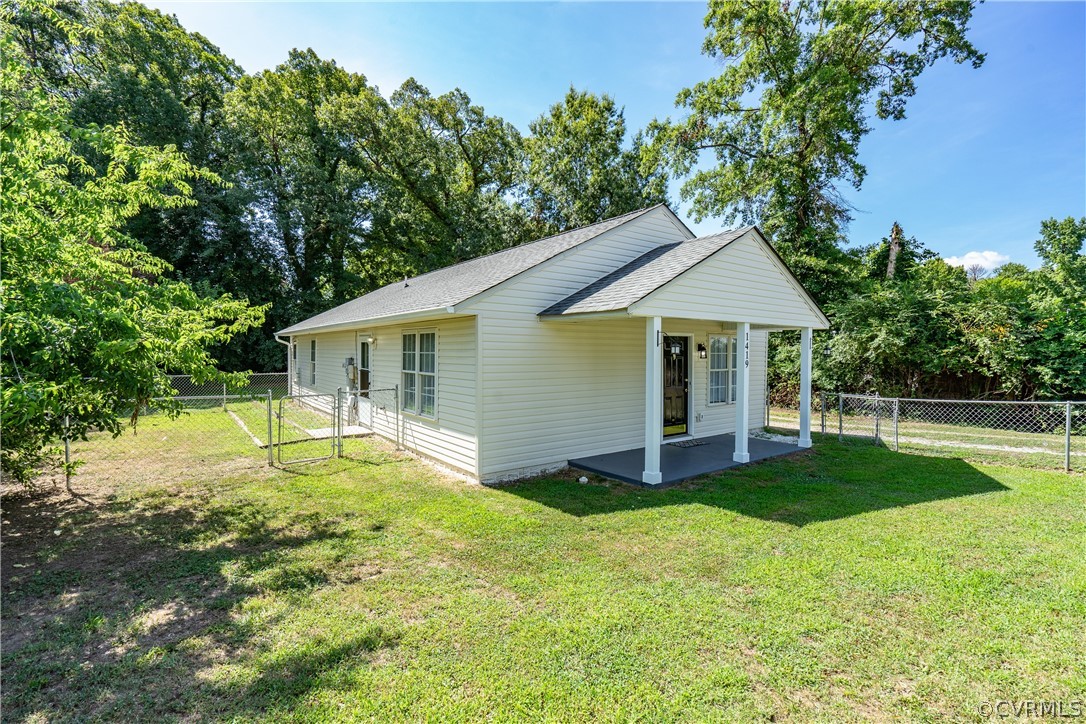 1419 Hopkins Road Richmond, VA 23224 - Photo 2 of 25