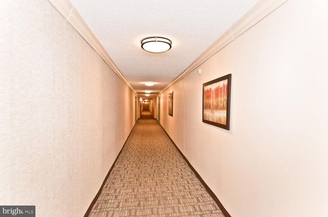 $315,000 | 203 Yoakum Parkway, Unit 709, Alexandria, VA 22304