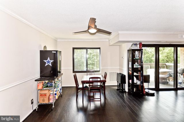 $315,000 | 203 Yoakum Parkway, Unit 709, Alexandria, VA 22304