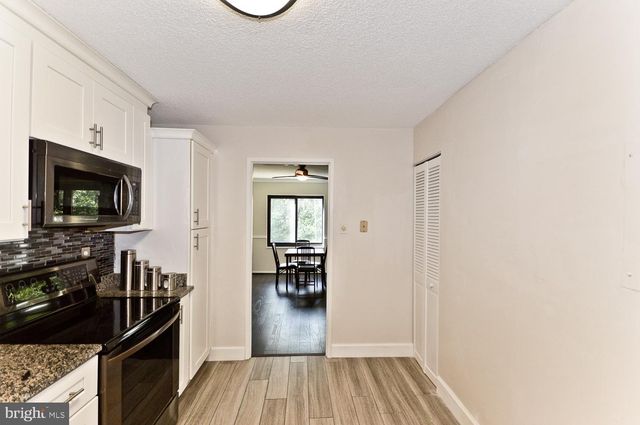 $315,000 | 203 Yoakum Parkway, Unit 709, Alexandria, VA 22304