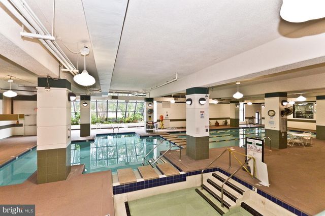 $315,000 | 203 Yoakum Parkway, Unit 709, Alexandria, VA 22304