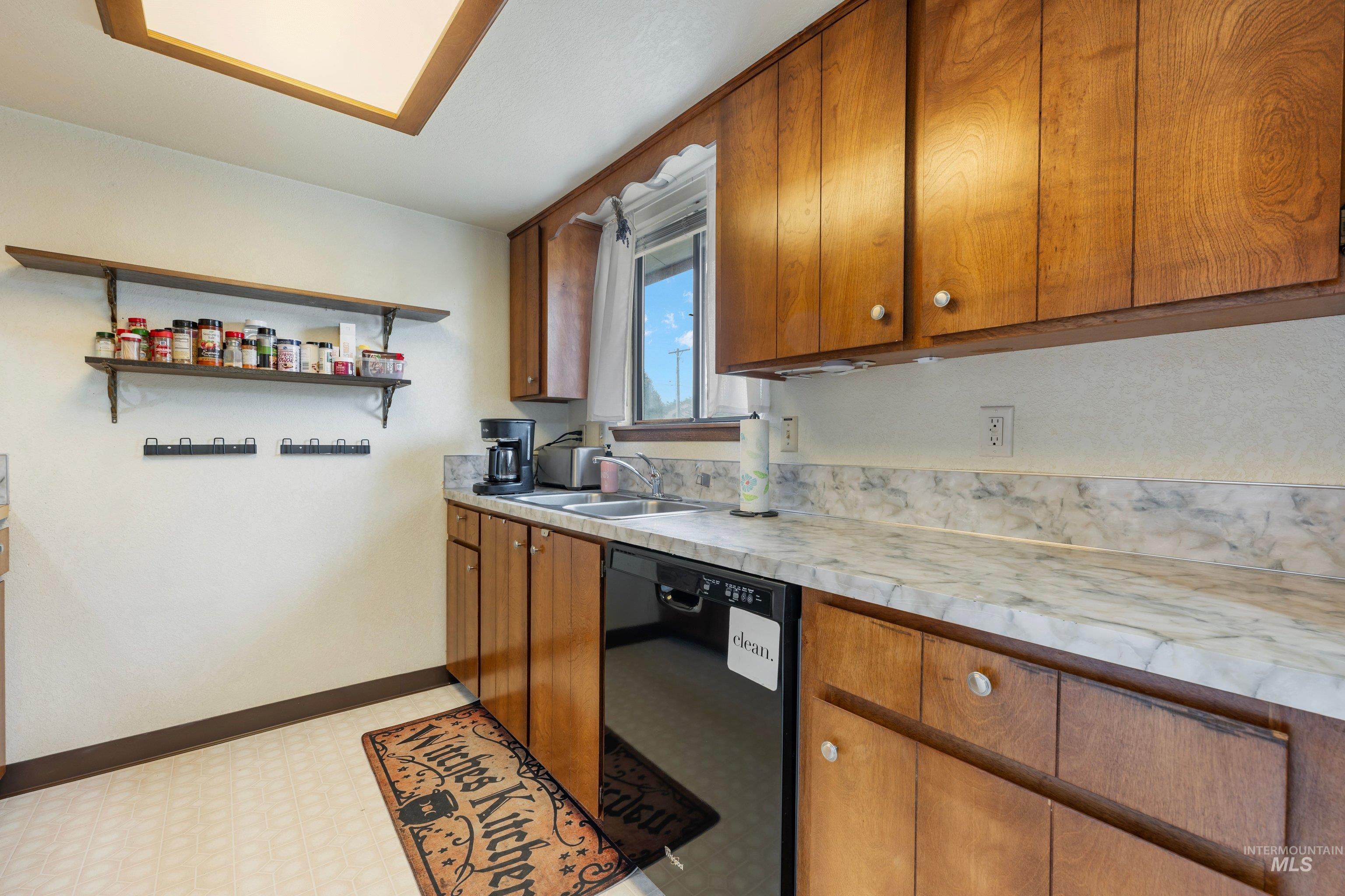9032 West Inca Court Boise, ID 83709 - Photo 10 of 29