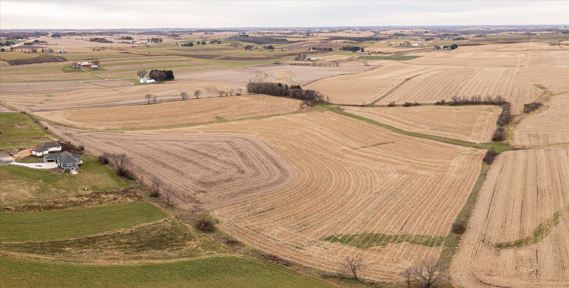 02-0 W. Old Town Rd Westby--3