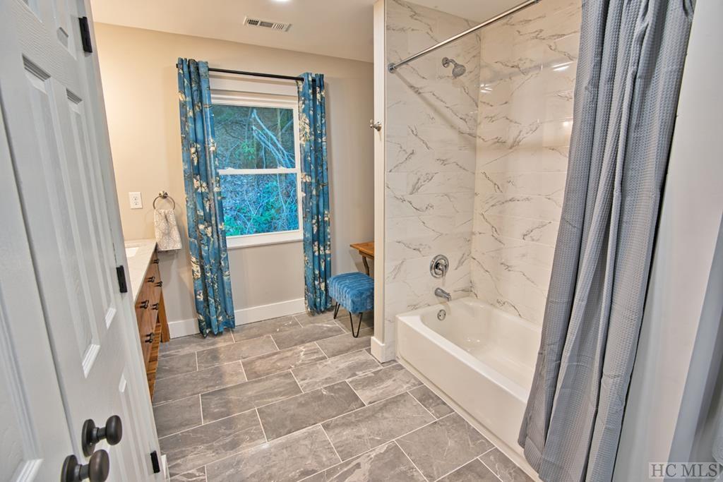2262 Poplar Cove Road Franklin, NC 28734 - Photo 41 of 67 Gallery Image 41