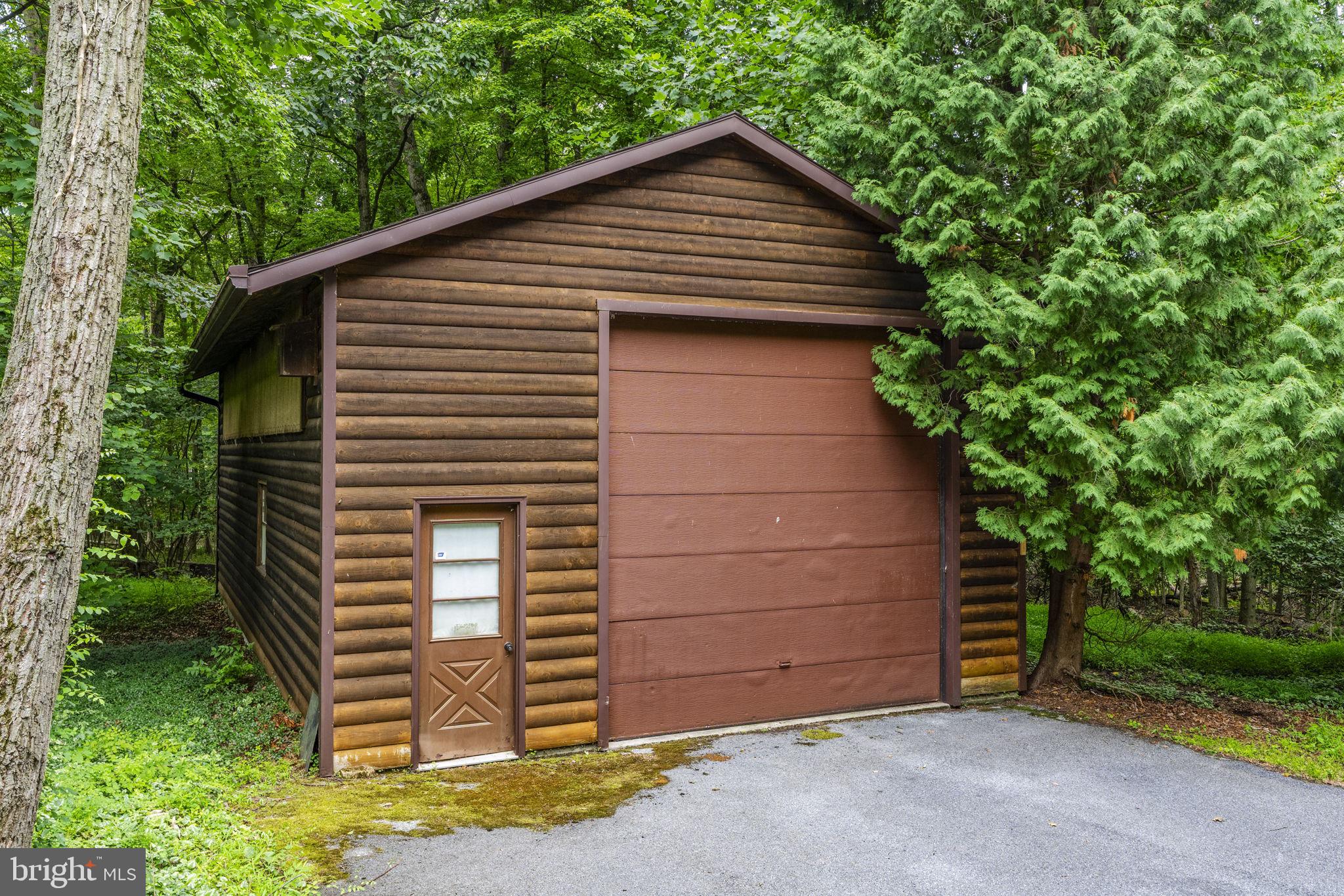 88 Fox Road Newmanstown, PA 17073 - Photo 23 of 28 Detached Garage