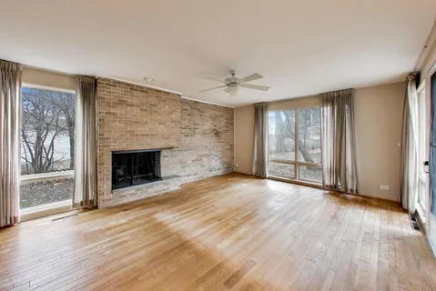 $899,000 | 528 Koerper Court, Wilmette, IL 60091