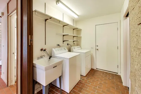 $899,000 | 528 Koerper Court, Wilmette, IL 60091