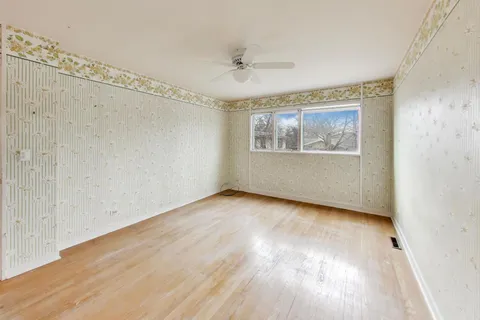 $899,000 | 528 Koerper Court, Wilmette, IL 60091