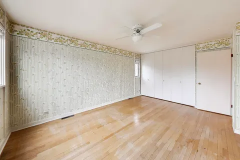 $899,000 | 528 Koerper Court, Wilmette, IL 60091