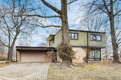 $899,000 | 528 Koerper Court, Wilmette, IL 60091