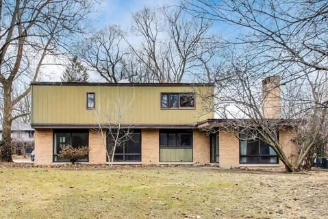 $899,000 | 528 Koerper Court, Wilmette, IL 60091