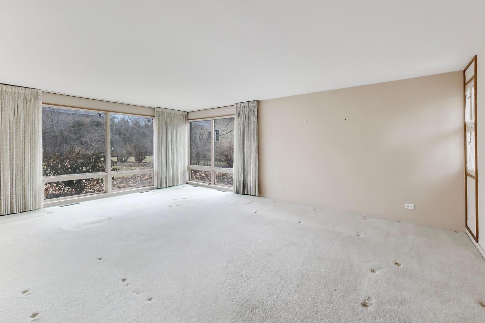 528 Koerper Court Wilmette, IL 60091 - Photo 9 of 51