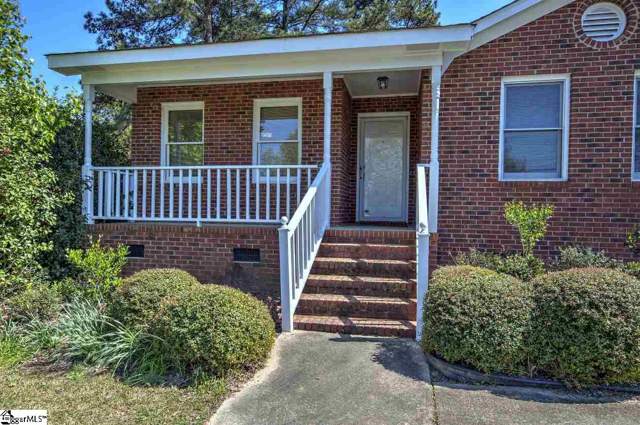 1688 Bethel Road Simpsonville, SC 29681 - Photo 2 of 28 Gallery Image 2