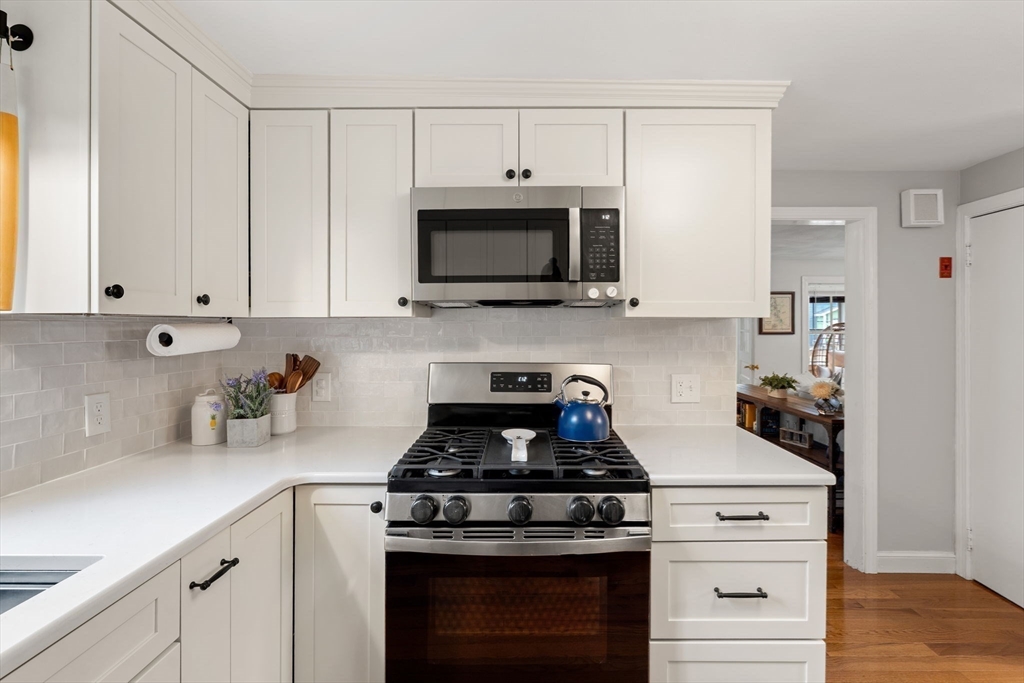 45 County Road Andover, MA 01810 - Photo 11 of 41
