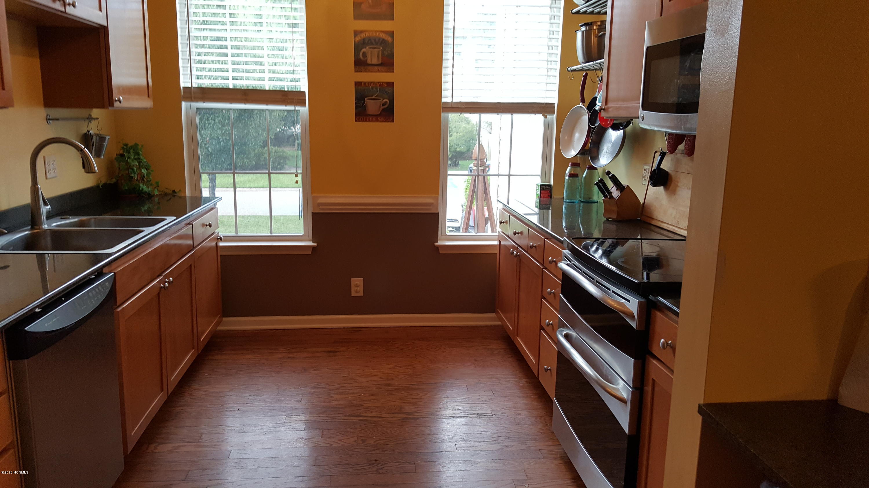 4722 Woods Edge Road Wilmington, NC 28409 - Photo 6 of 17 W E kitchen full ftont