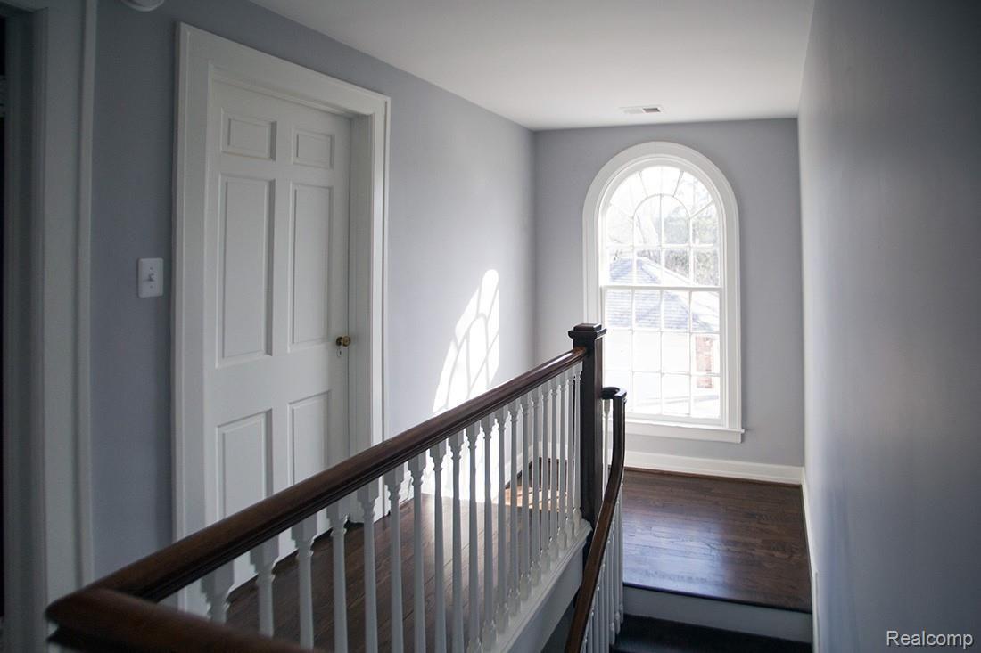 860 Lincoln Road Grosse Pointe, MI 48230 - Photo 16 of 26 14.jpg