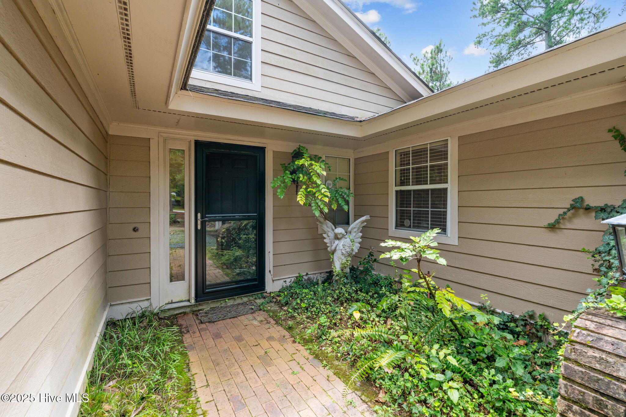 50 Gray Fox Run Pinehurst, NC 28374 - Photo 3 of 49 48-web-or-mls-DSC05659