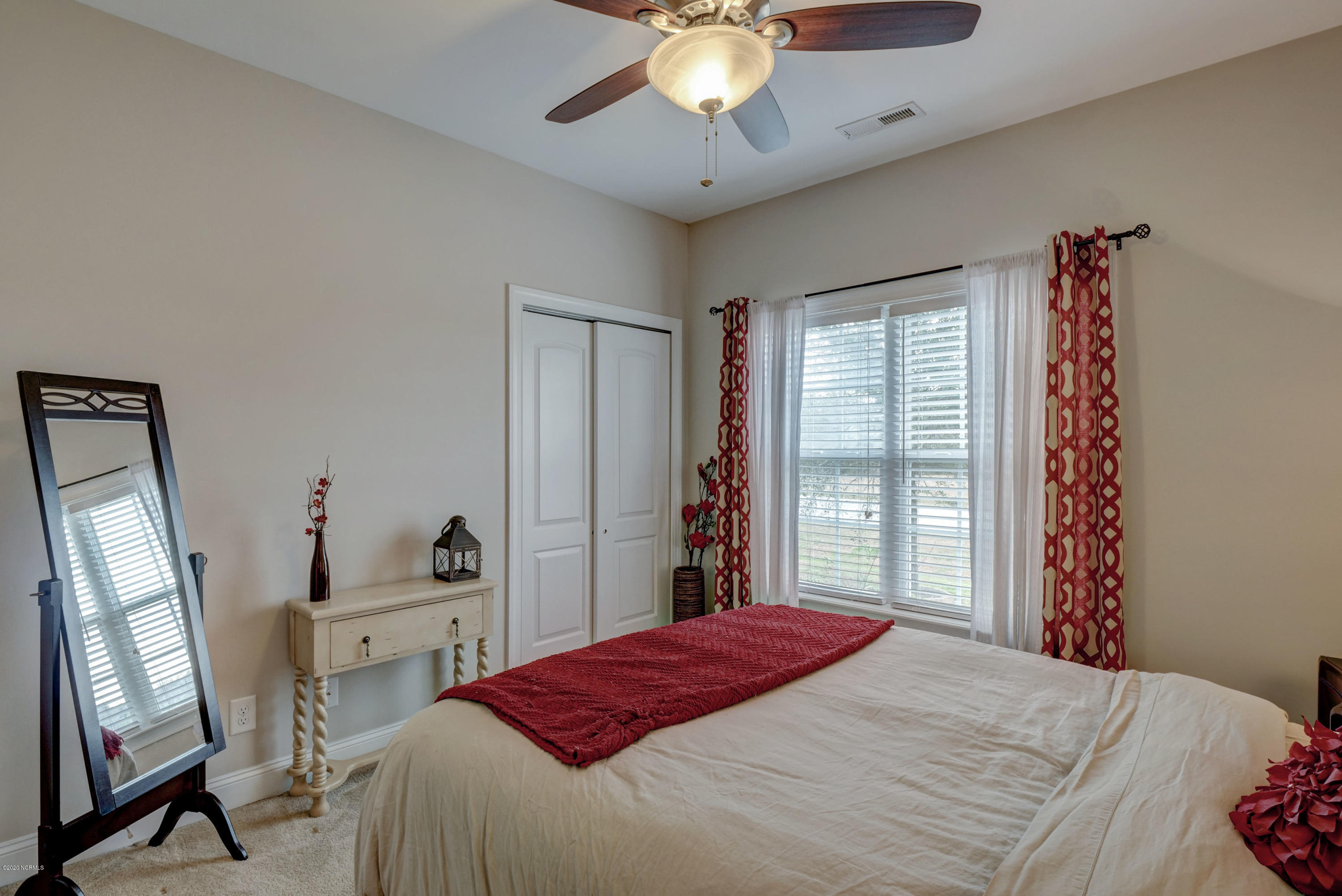154 River Winding Road Jacksonville, NC 28540 - Photo 14 of 33 154 River Winding Rd-print-014-011-P2477