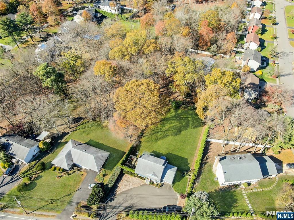 497 Tappan Road Norwood, NJ 07648 - Photo 5 of 33