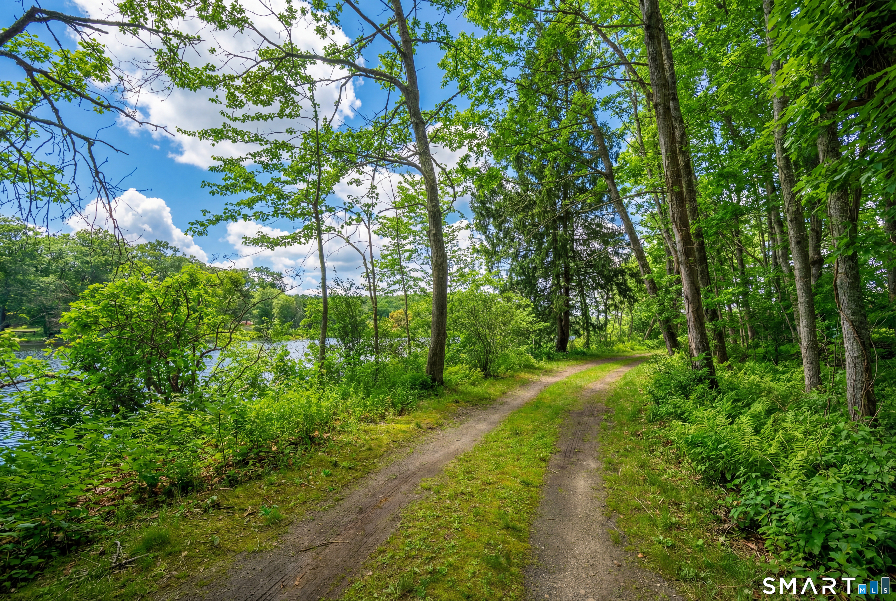164 Miller Road North Stonington, CT 06359 - Photo 5 of 39